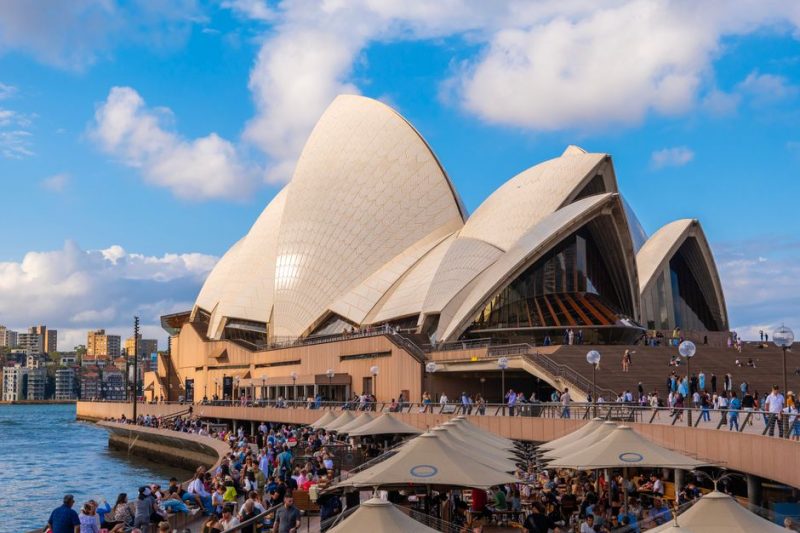 Australia in February: Sydney or Melbourne?