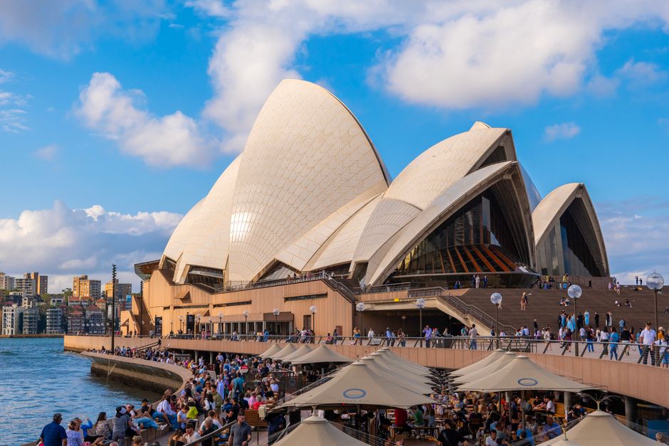 Australia in February: Sydney or Melbourne?