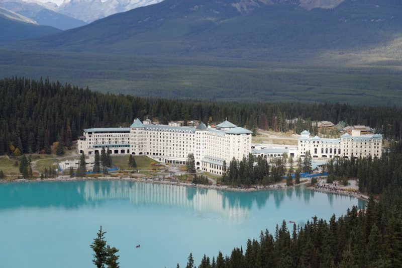 Best Hotels West Palm Beach: 2024 Analysis of Luxury and Value Stays