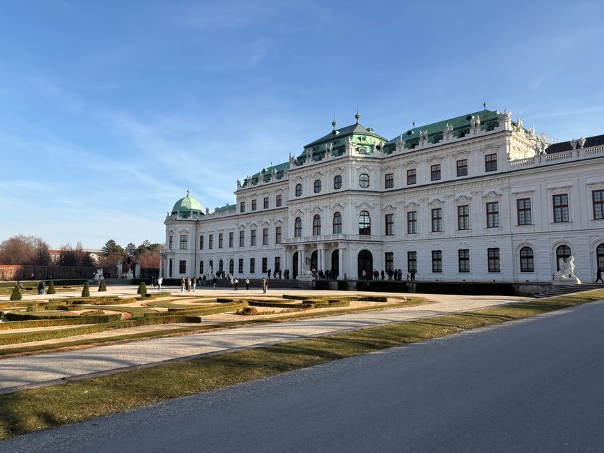 Beautiful view of the Baroque architecture of Belvedere Palace on a sunny day in Vienna, Austria.